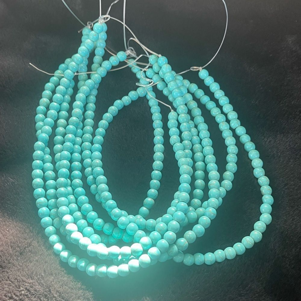 Turquoise beaded necklace
